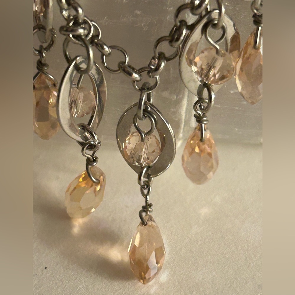 NWT 💰add 1 free to bundle  Necklace & earrings Cato peach Crystals adj. pierced